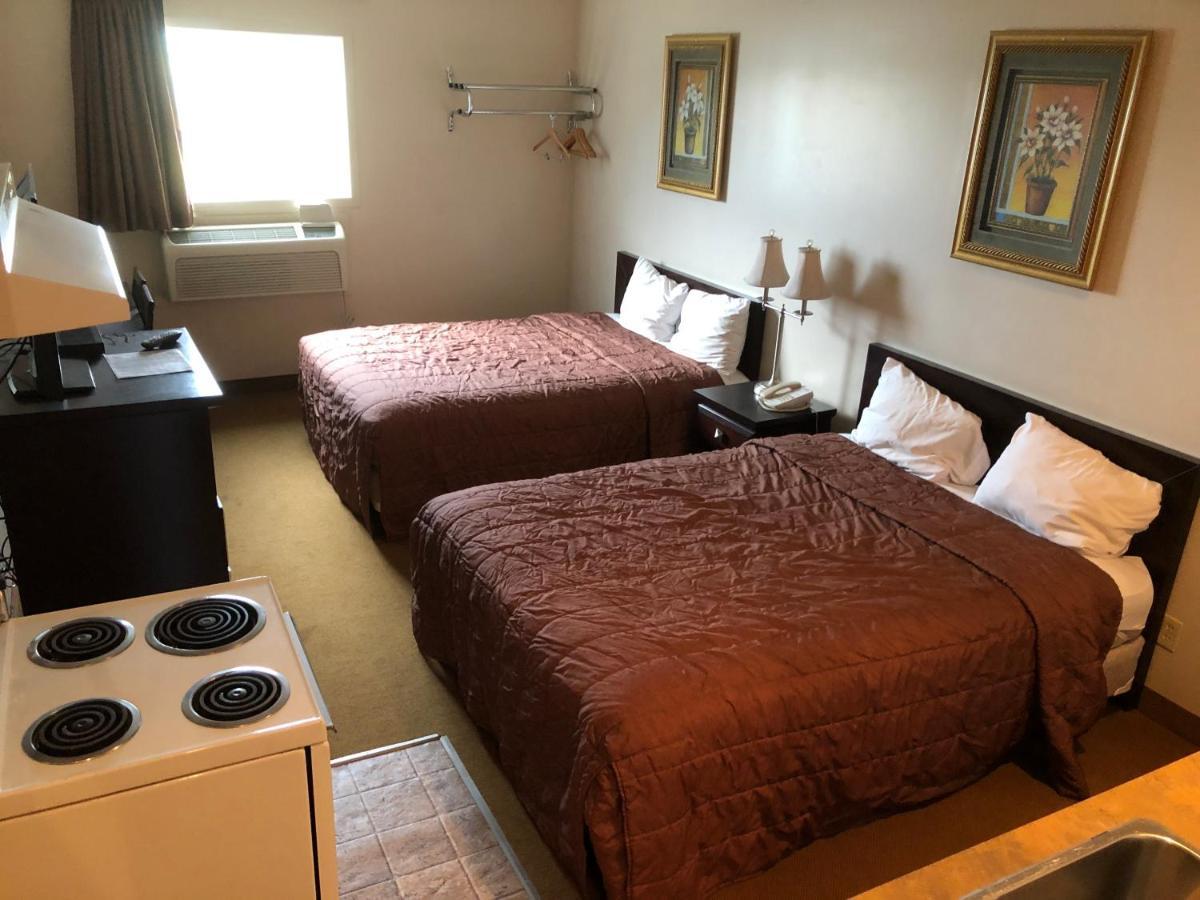 Econo Lodge Inn & Suites Innisfail Luaran gambar