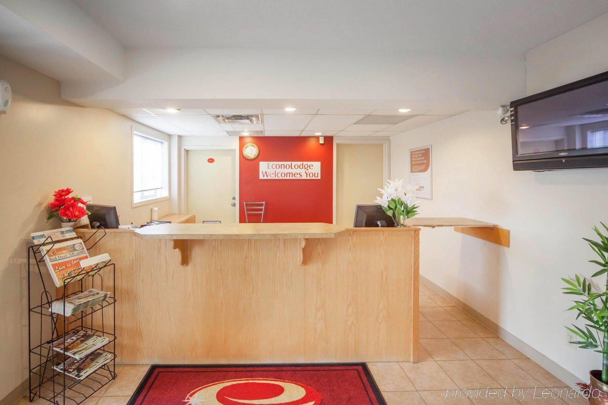 Econo Lodge Inn & Suites Innisfail Luaran gambar