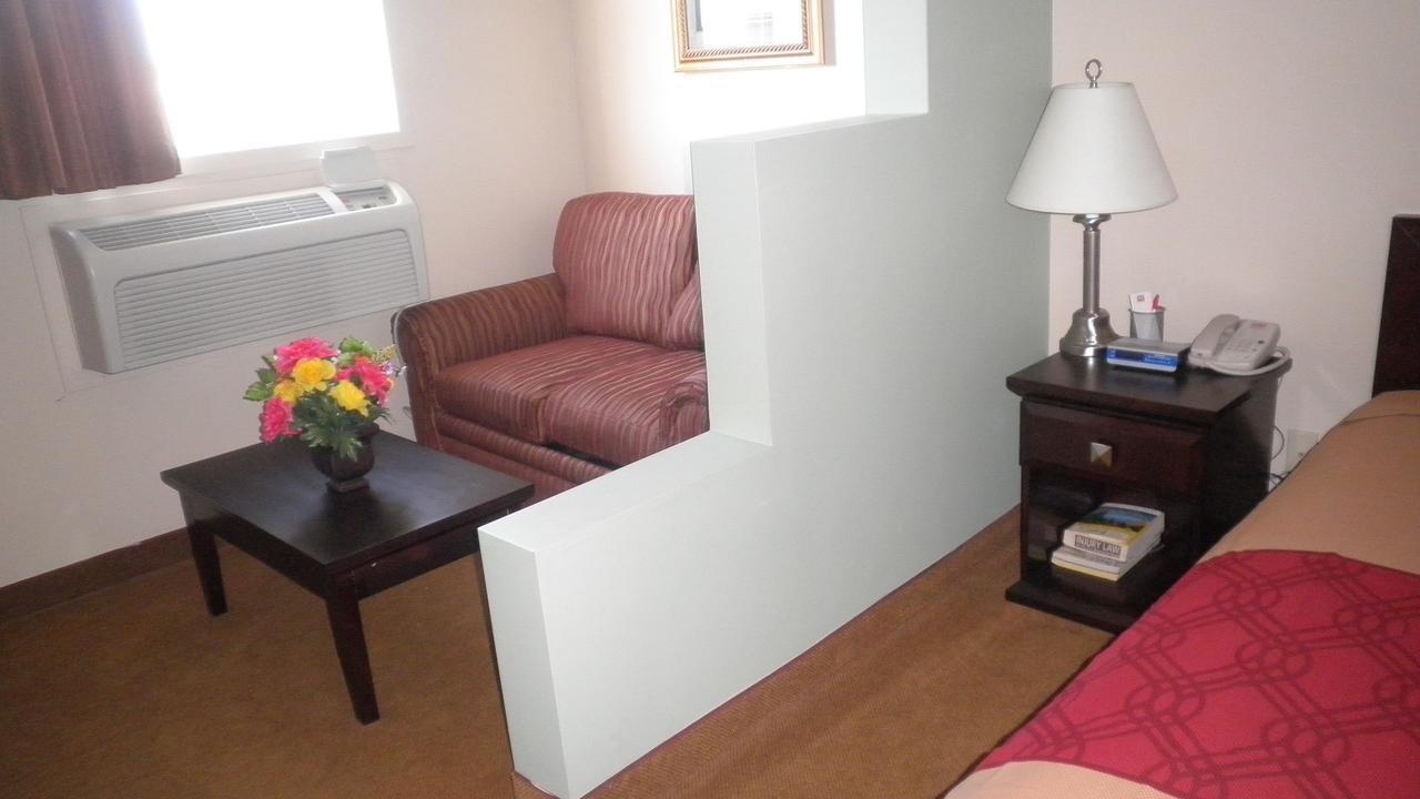 Econo Lodge Inn & Suites Innisfail Luaran gambar