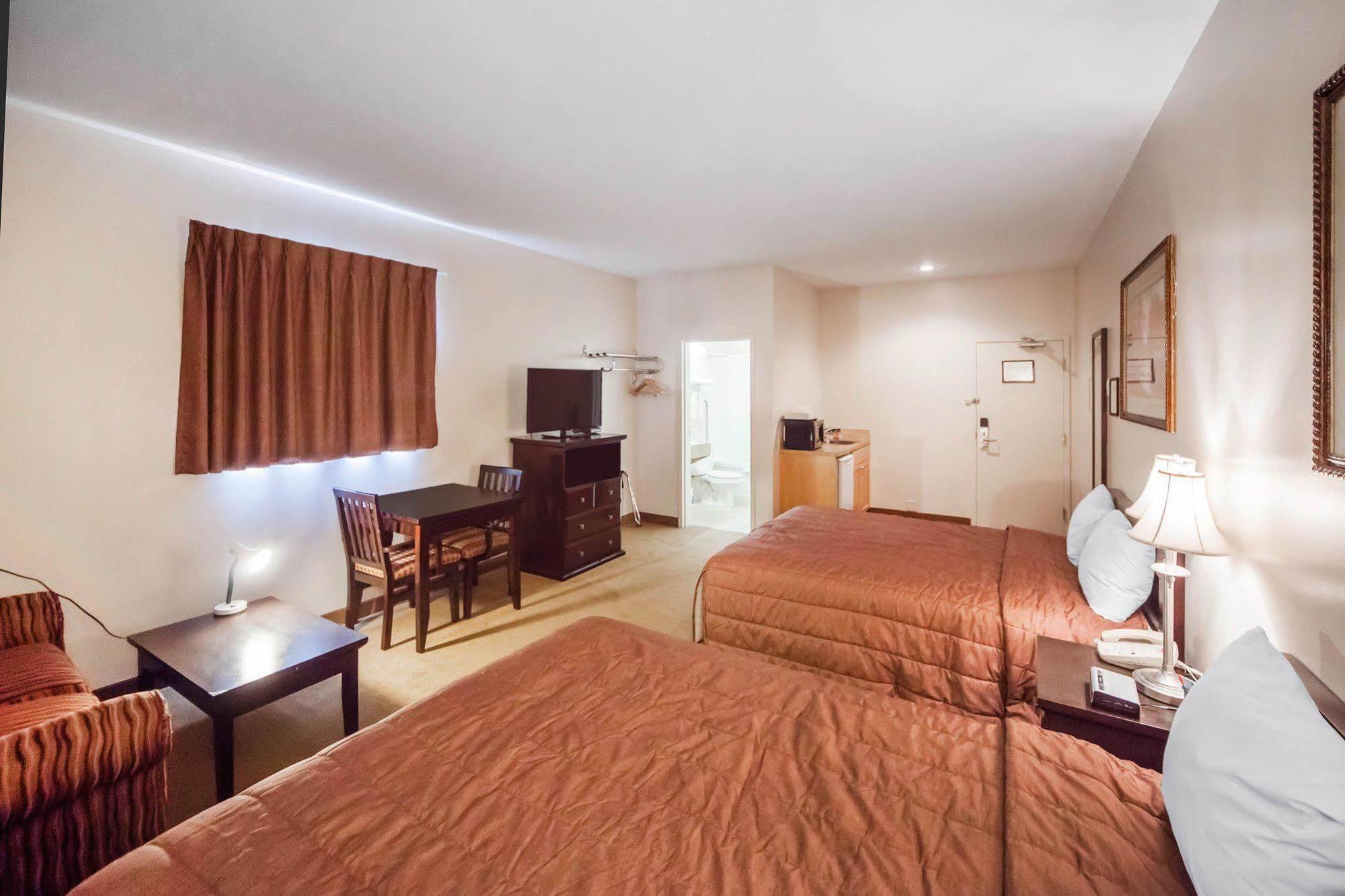 Econo Lodge Inn & Suites Innisfail Luaran gambar