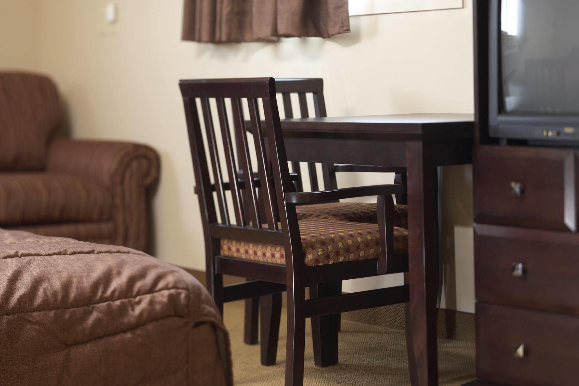 Econo Lodge Inn & Suites Innisfail Luaran gambar