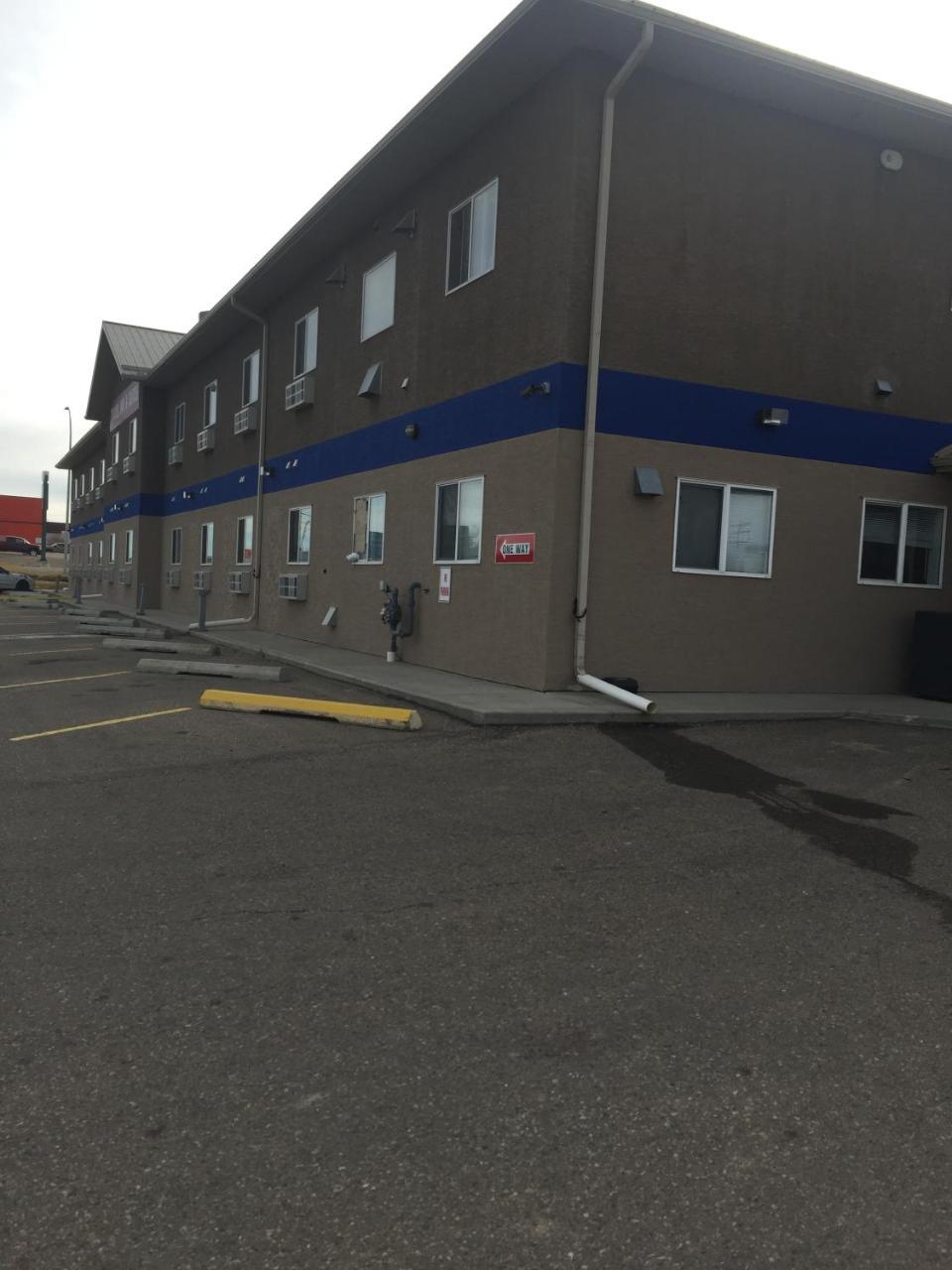 Econo Lodge Inn & Suites Innisfail Luaran gambar